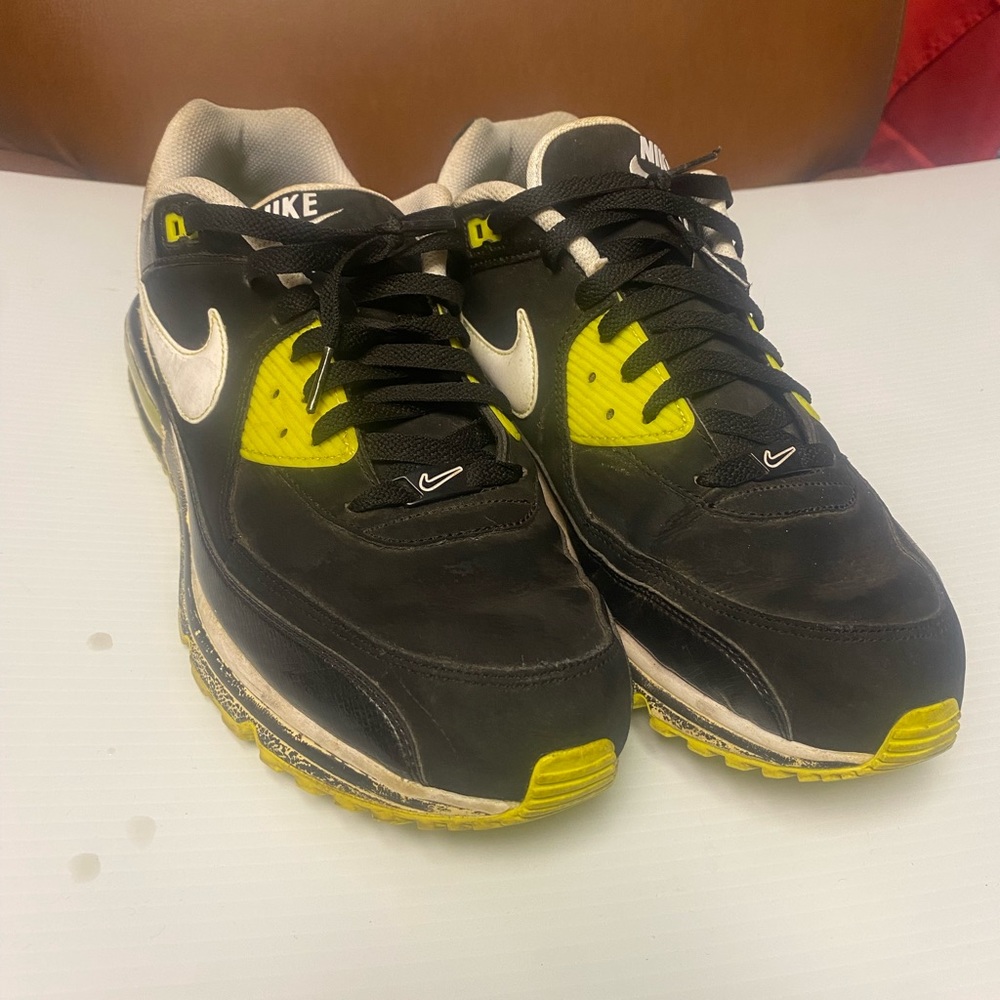 Nike AirMax size 14